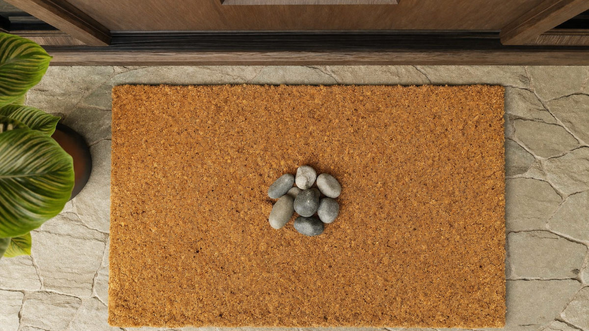 Se trovate un mucchietto di sassolini sullo zerbino davanti alla porta, agite immediatamente