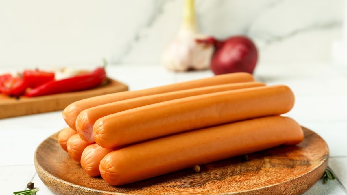 Aggiungete questo nell’acqua e i würstel a colazione avranno un sapore e un profumo nettamente migliori