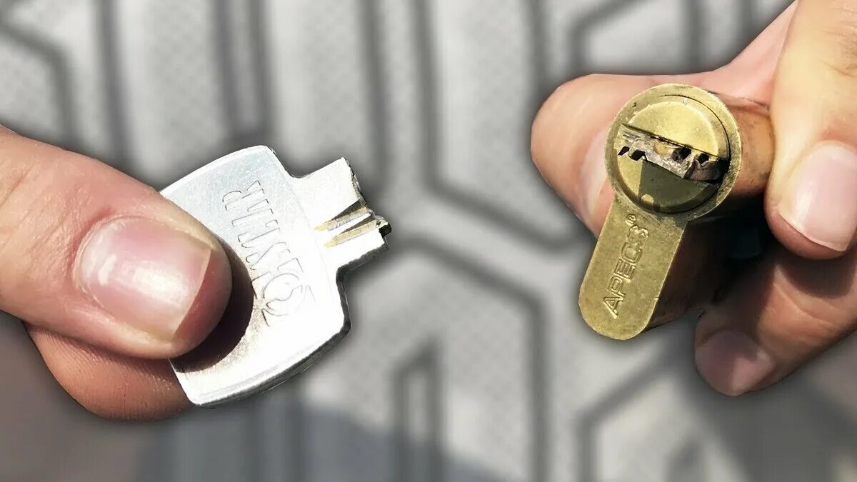 Come estrarre una chiave spezzata dalla serratura senza chiamare il fabbro: un metodo semplice con attrezzi di casa