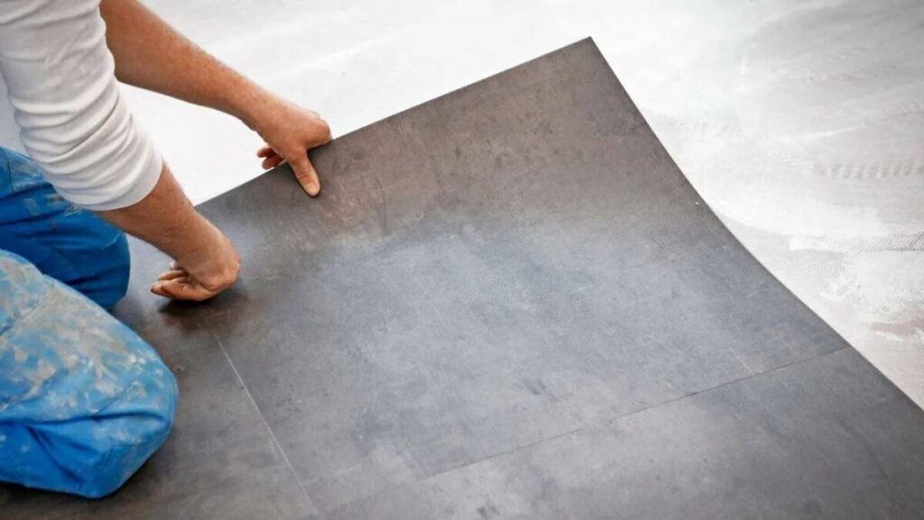 Dimenticate parquet e laminato: il nuovo rivestimento è 5 volte più caldo, più accessibile e più accogliente