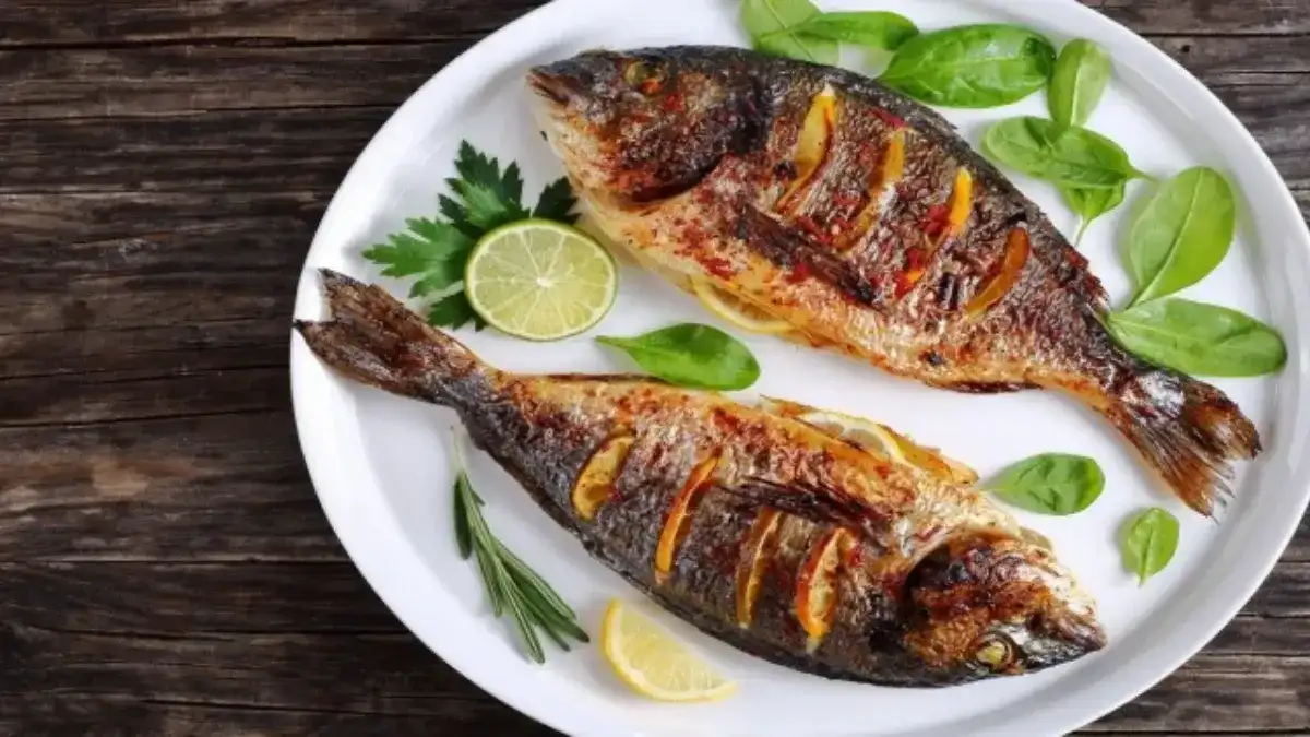 Sostituite la carpa: un pesce gustoso e salutare senza lische per gli anziani