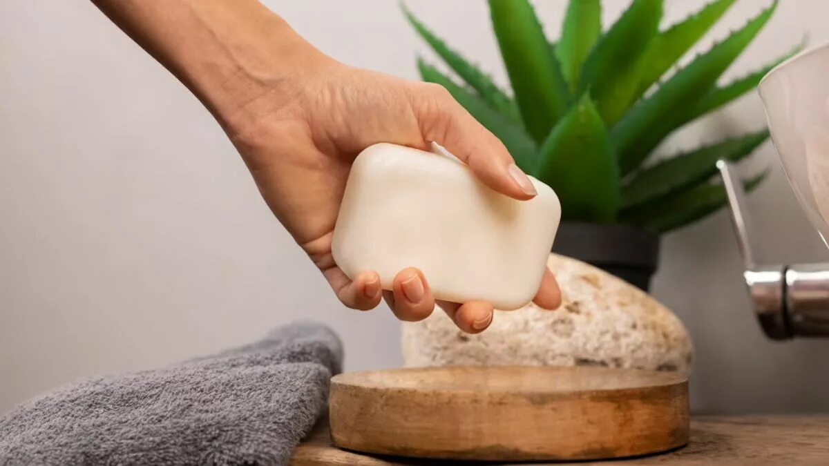 Metto il sapone sui radiatori in ogni stanza: ecco perché, secondo i trucchi che mi ha insegnato un vecchio chimico