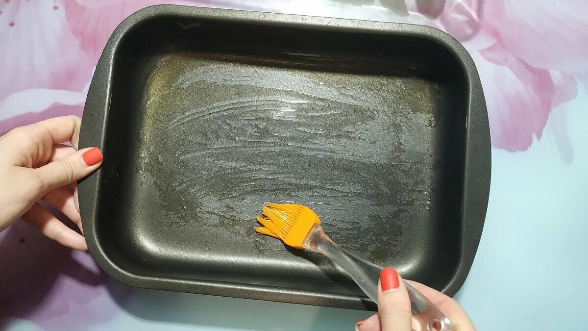 Quasi tutti usano la carta da forno nel modo sbagliato e noi vi mostreremo come fare correttamente