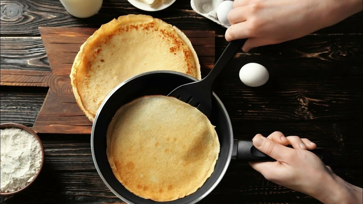 Lo verso nell’impasto al posto del latte. Le crêpes risultano morbide e delicate, ma non si strappano in padella
